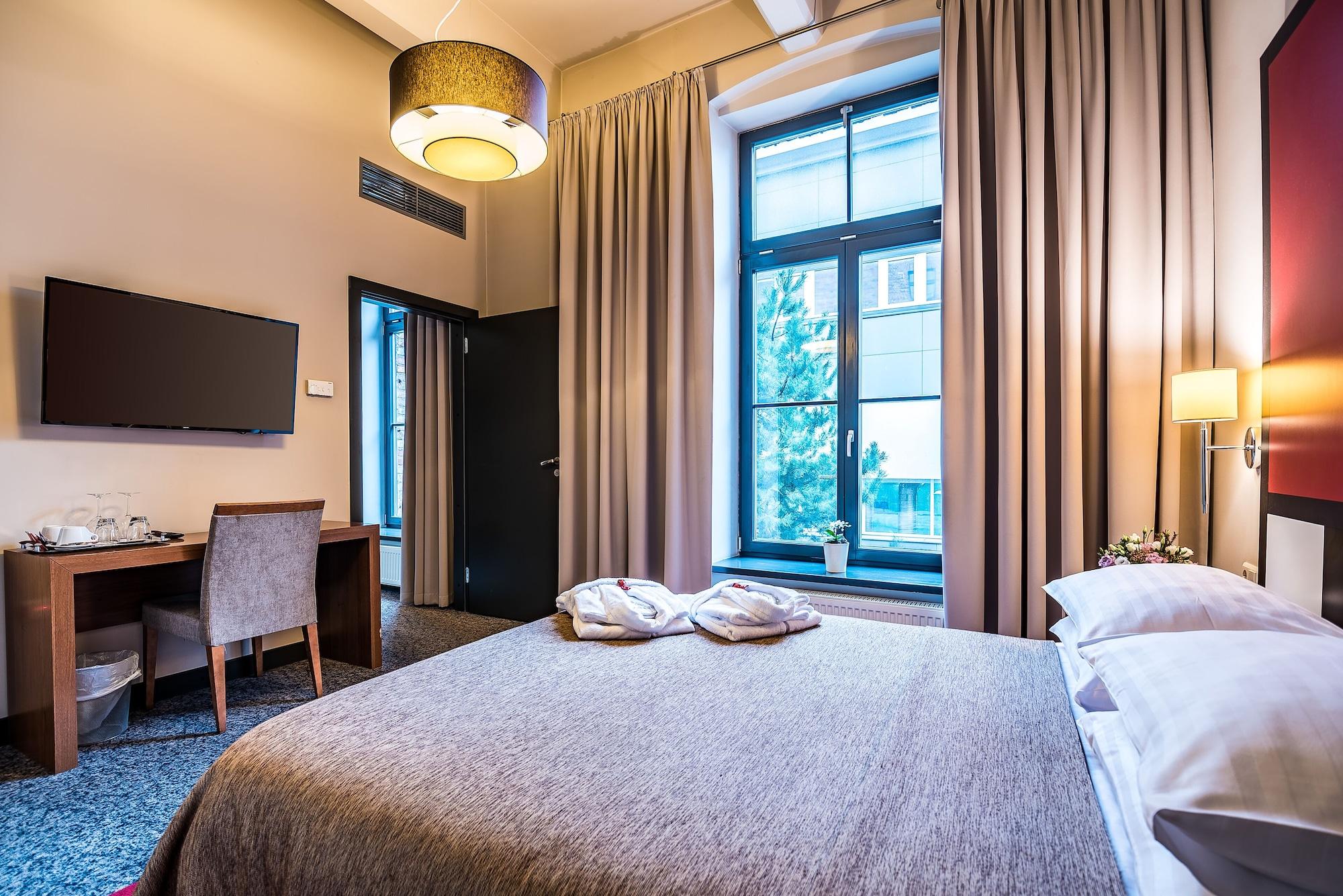 Victoria Hotel Каунас Екстер'єр фото
