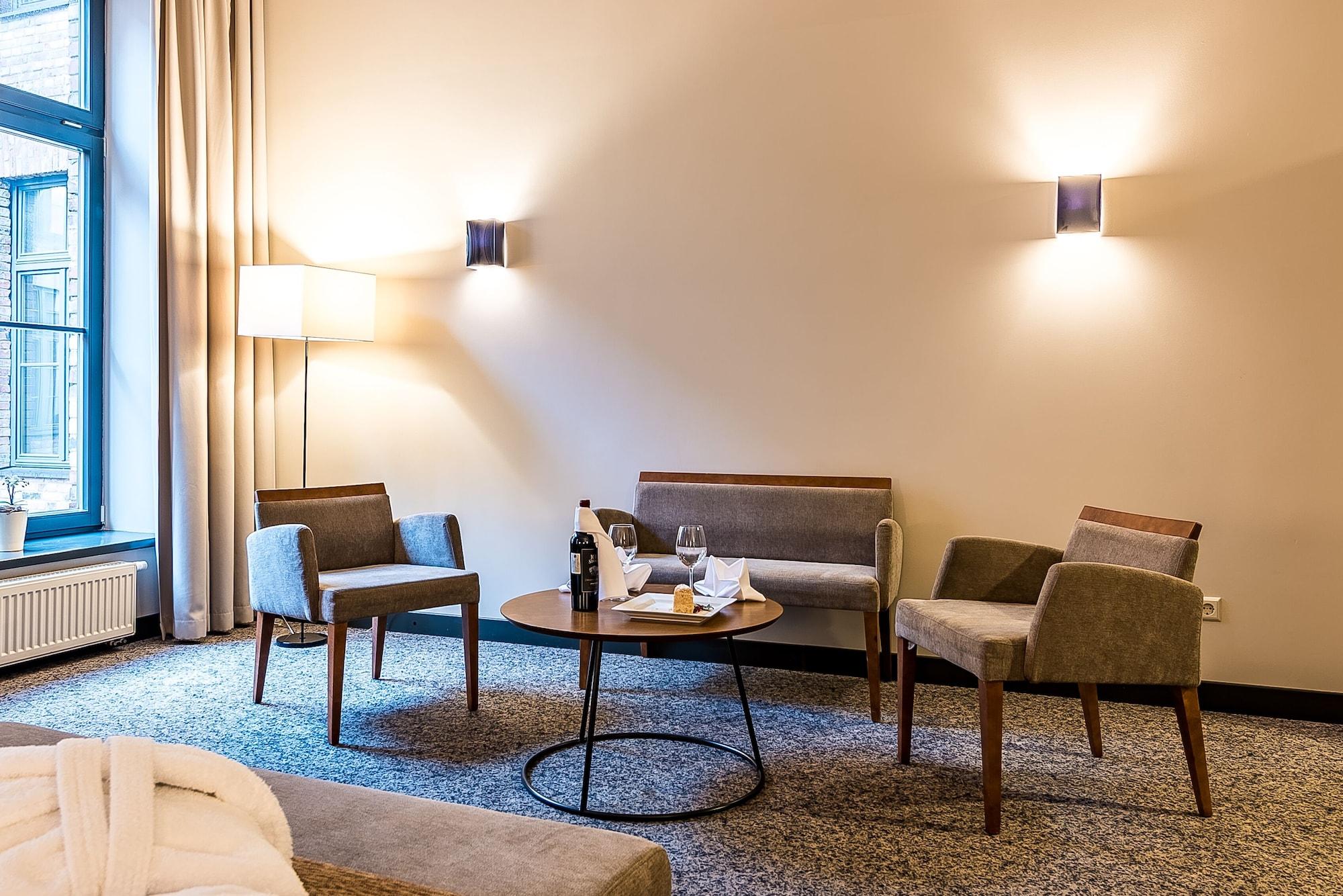 Victoria Hotel Каунас Екстер'єр фото