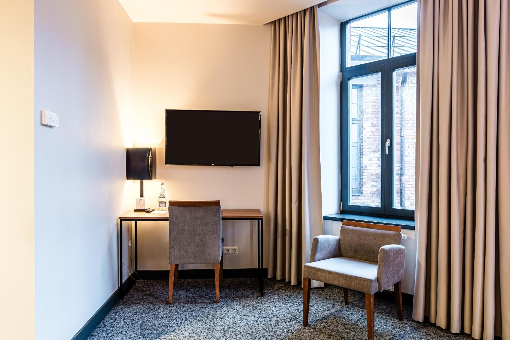 Victoria Hotel Каунас Екстер'єр фото