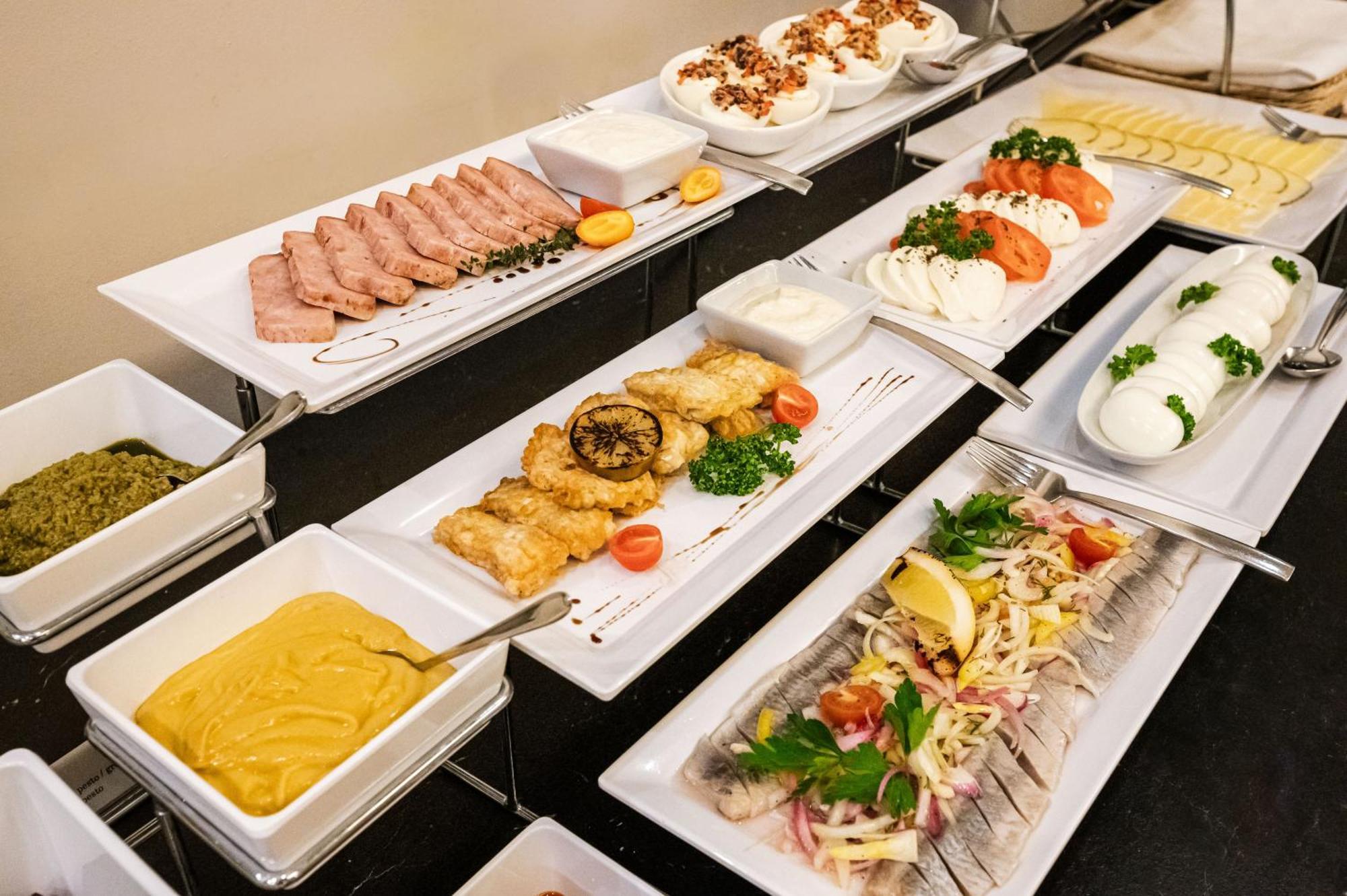 Victoria Hotel Каунас Екстер'єр фото